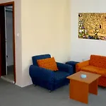 вила елфи Къща за гости 2*