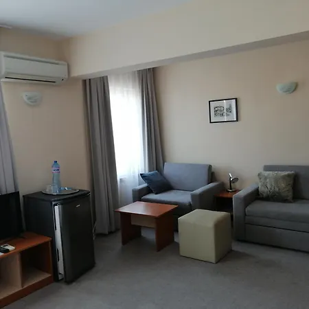 Elfi Guest house