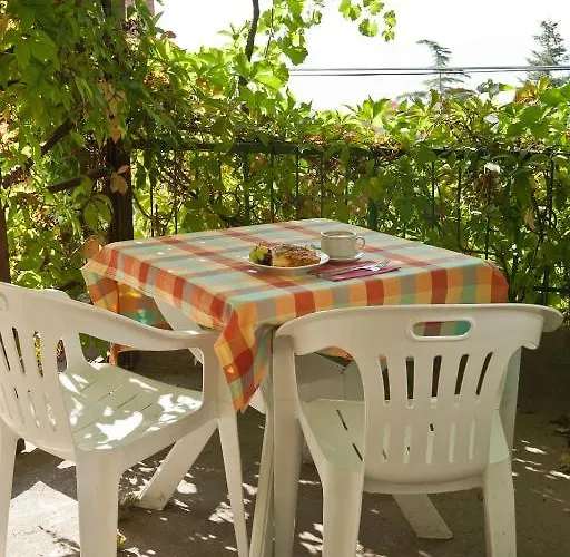 招待所 艾尔菲别墅酒店 2*